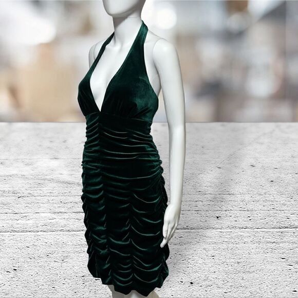 Aidan Mattox Green Velvet Halter Neck Short Plunging Neck Dress - Picture 3 of 11